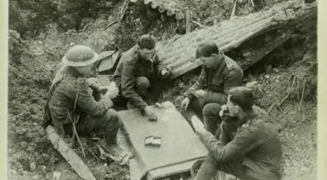 Soldiers at war gambling